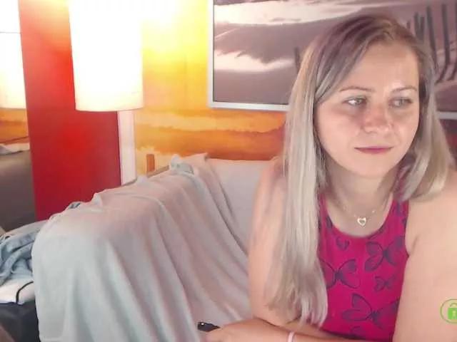 BigBoobsARRI on BongaCams 