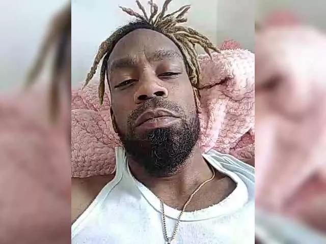 Black01back on BongaCams