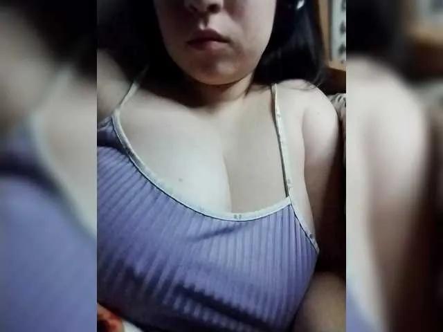 blue-moonlight on BongaCams