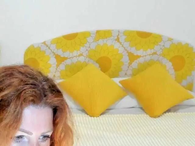 BritishPenelope on BongaCams 