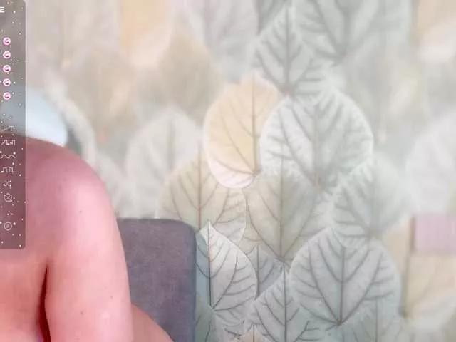 brunet-malibu on BongaCams 