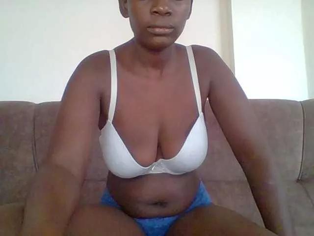 bustybliss on BongaCams 