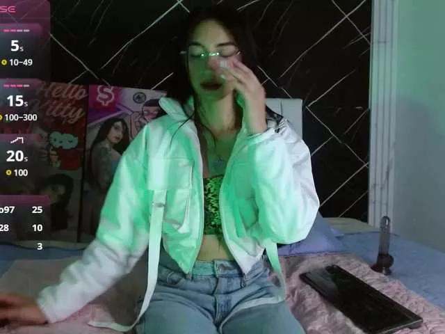 candy-leila on BongaCams 