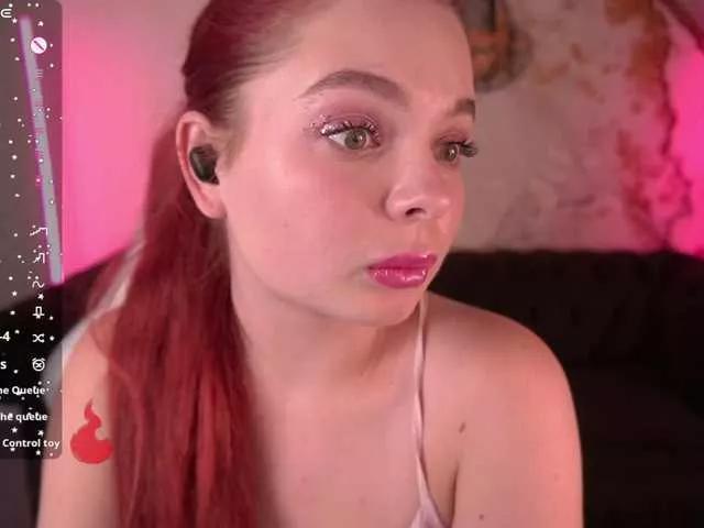 CarolinaDi on BongaCams 