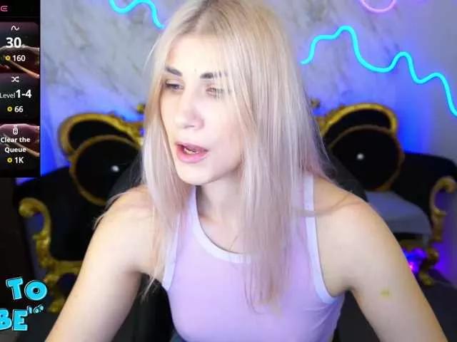 CassandraGood on BongaCams 