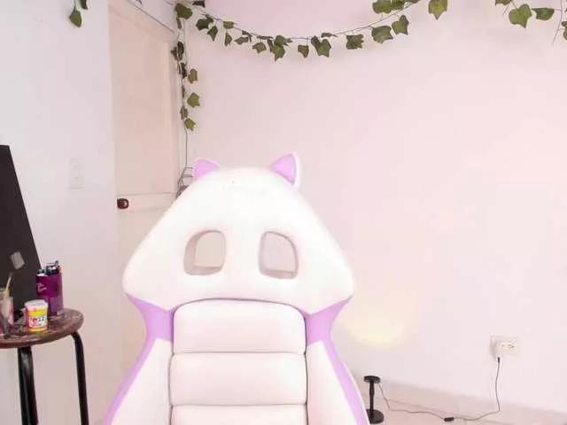 catsummy on BongaCams