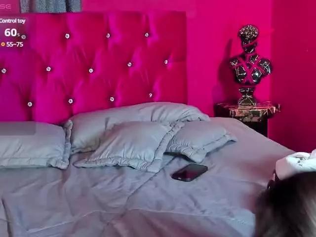 channel-white on BongaCams 