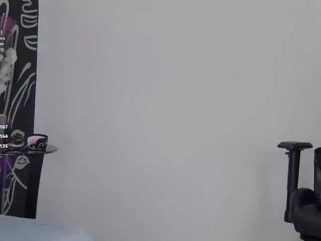channel-white on BongaCams 