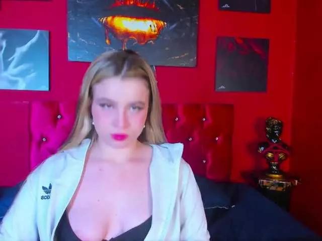 channel-white on BongaCams 
