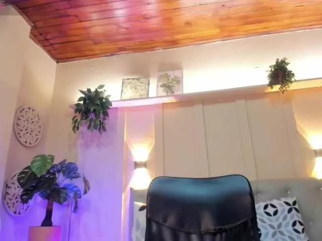 chloe-rosse on BongaCams 