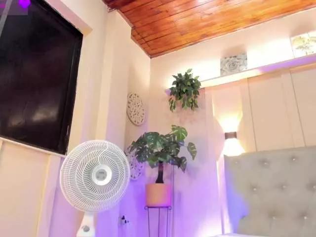 chloe-rosse on BongaCams 