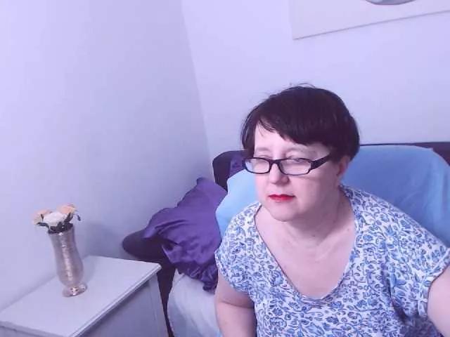 ChristaRose on BongaCams 