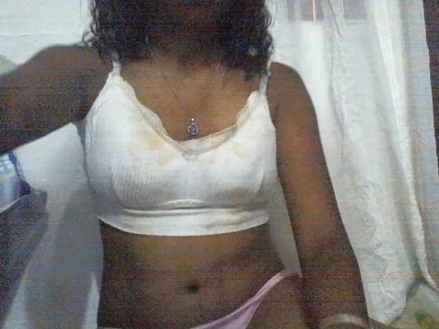 Cindielovely on BongaCams 