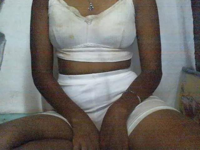 Cindielovely on BongaCams 