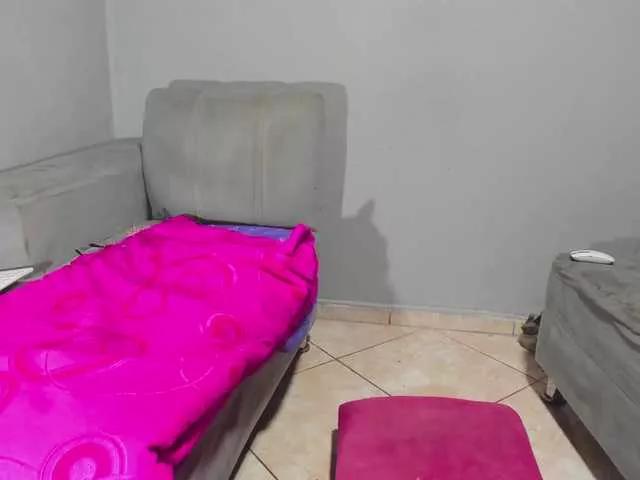 coupleehoorny on BongaCams 