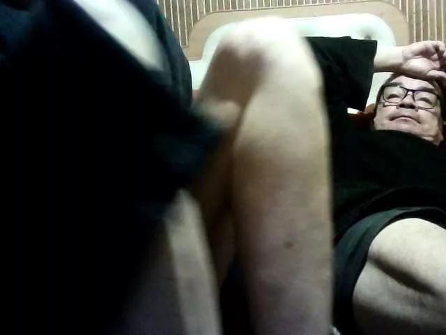 coupleofcoolx on BongaCams 