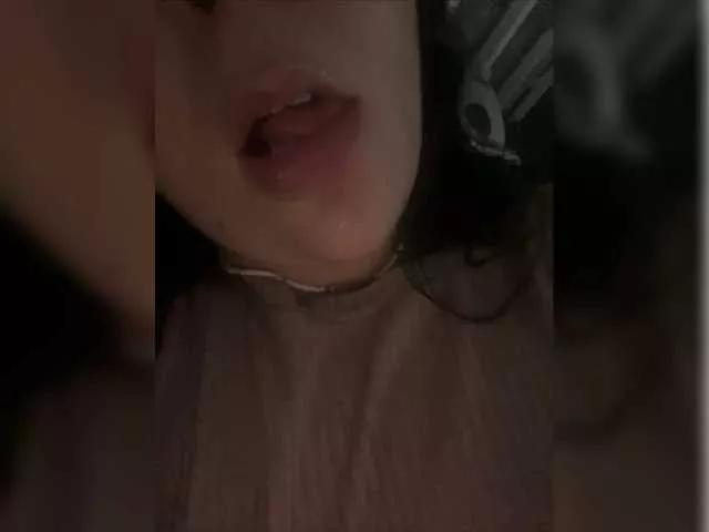 CrazyLilusha on BongaCams 