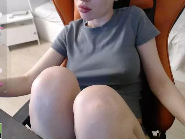 crystalyss on BongaCams 