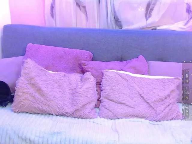curvy-queen-69 on BongaCams 