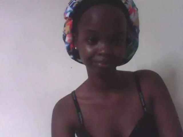 Cutenun on BongaCams 