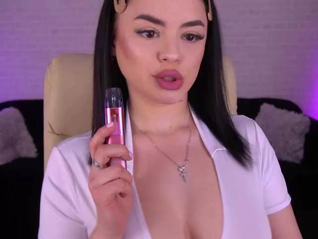 DaenerysDaen on BongaCams 