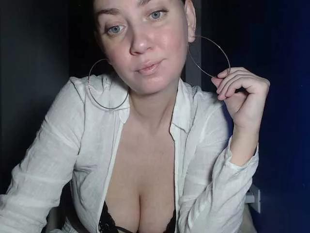DanielleReys on BongaCams 