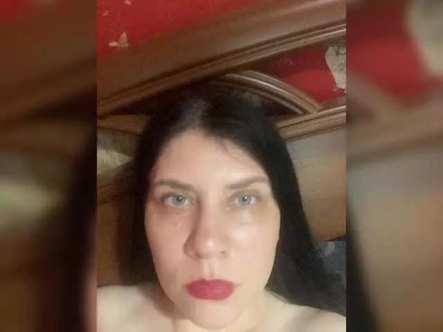 Deva2000 on BongaCams 