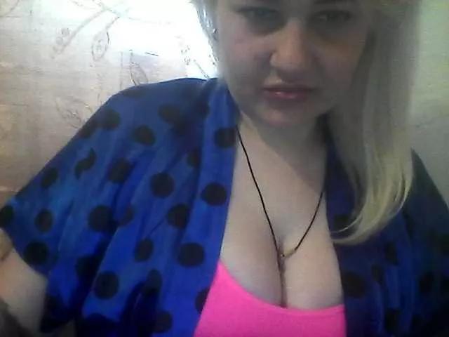 Diana4355 on BongaCams 