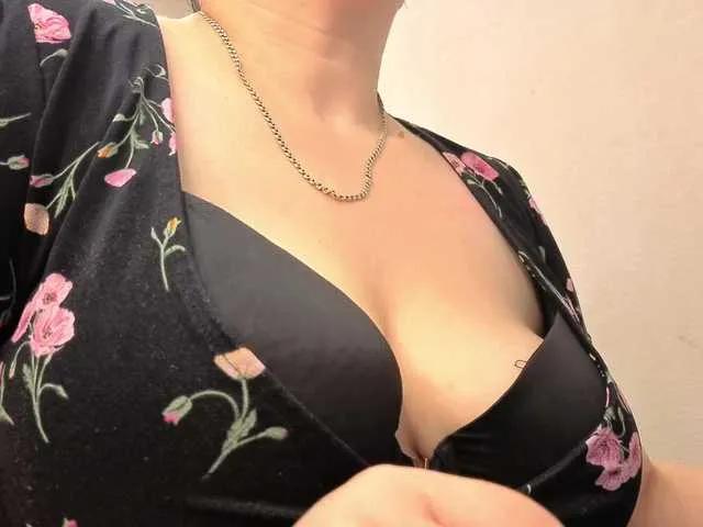 dolories on BongaCams 