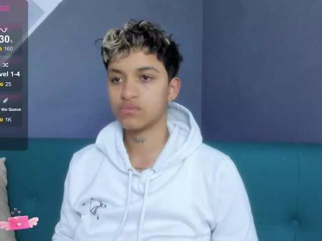 Dominick-jones on BongaCams 