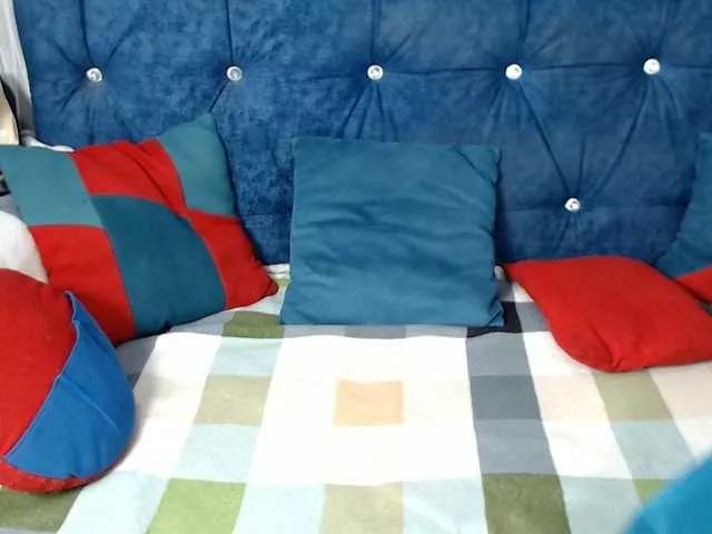 DragonFly7223 on BongaCams 