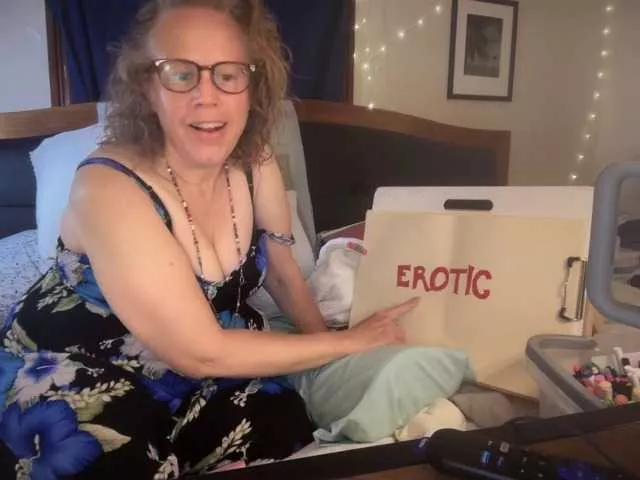 Dressie on BongaCams 
