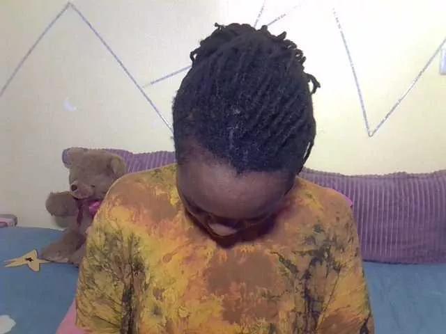 Eboniana on BongaCams 