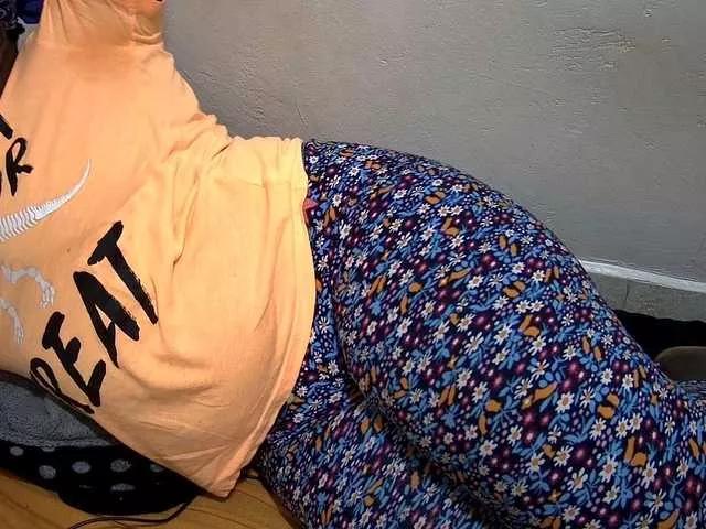 Ebony-raquel2 on BongaCams 