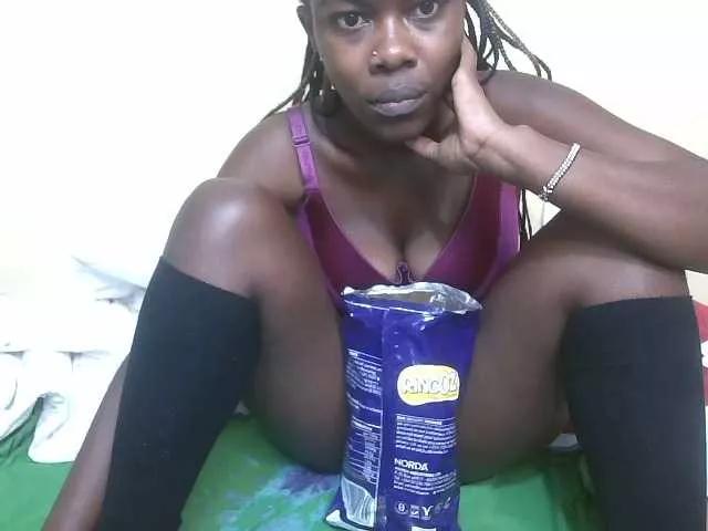 Ebonyrogan on BongaCams 