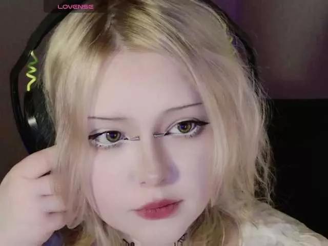 Electro-doll on BongaCams 
