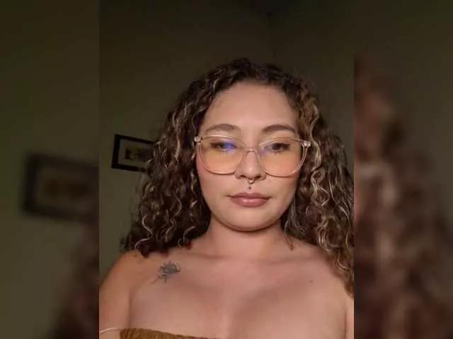 Elien-cafe on BongaCams 
