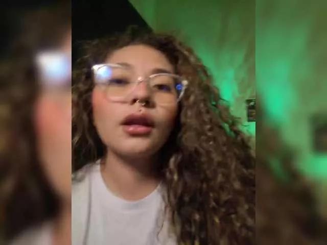 Elien-cafe on BongaCams 