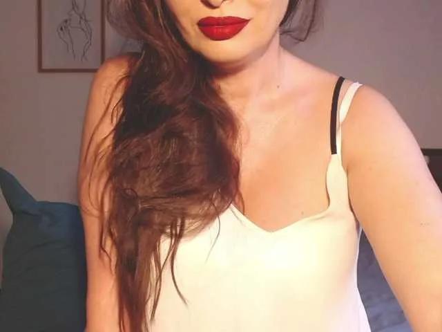 Offline ellaine on BongaCams