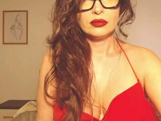 Offline ellaine on BongaCams