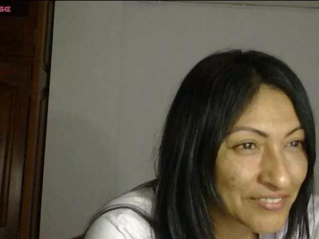 ErikaMartinez on BongaCams 