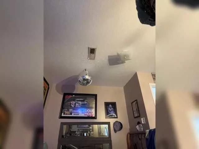 Esagee on BongaCams 