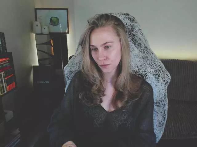 eva-adamova on BongaCams 