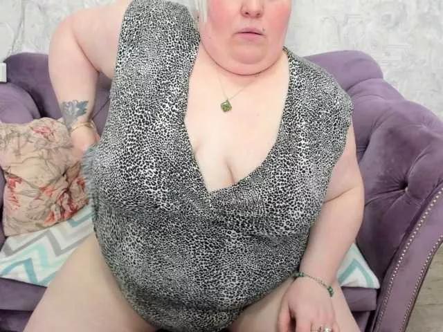 fashiona on BongaCams 