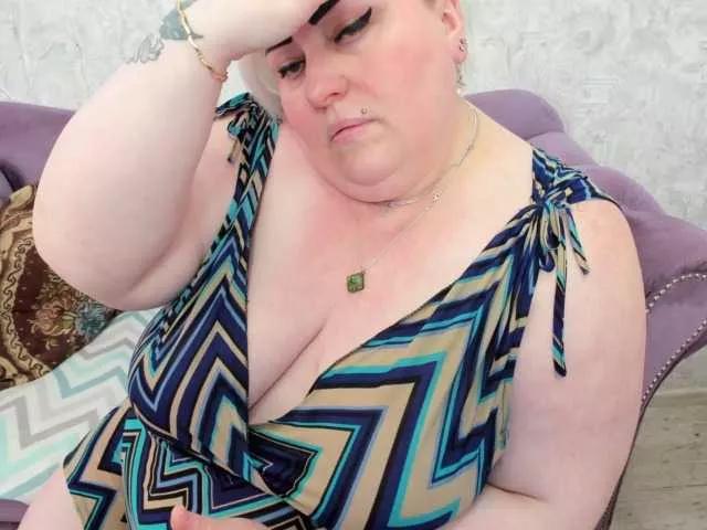 fashiona on BongaCams 
