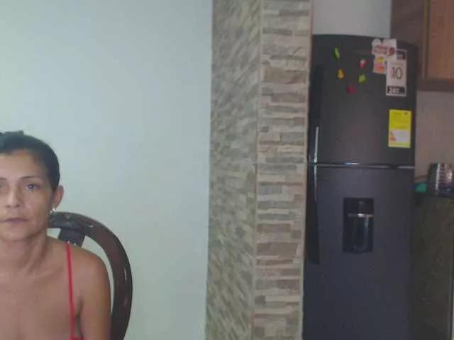 flacapaola11 on BongaCams 