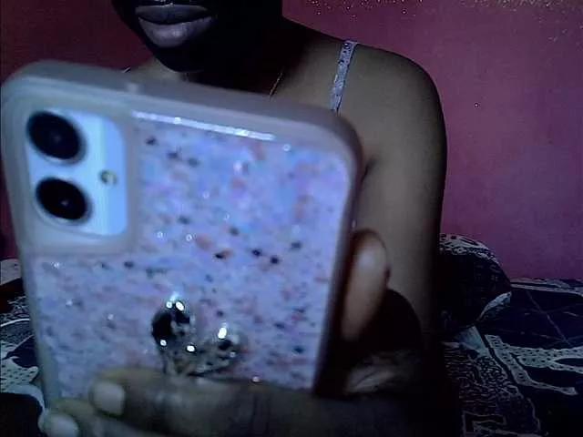 Flirty4uxx on BongaCams