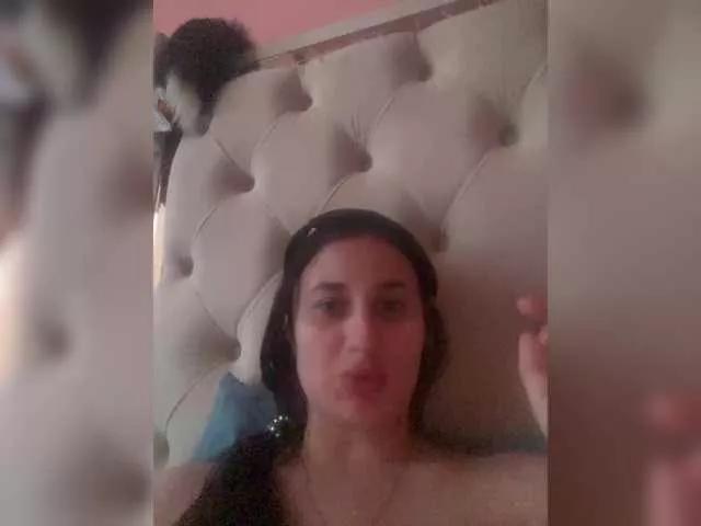 Floria-Vottega on BongaCams 