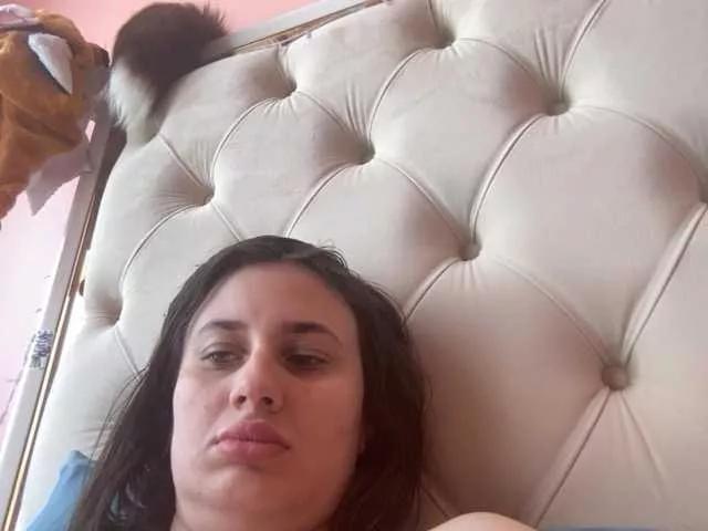 Floria-Vottega on BongaCams 