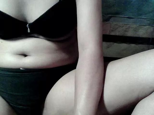 flowerhairypinay on BongaCams 